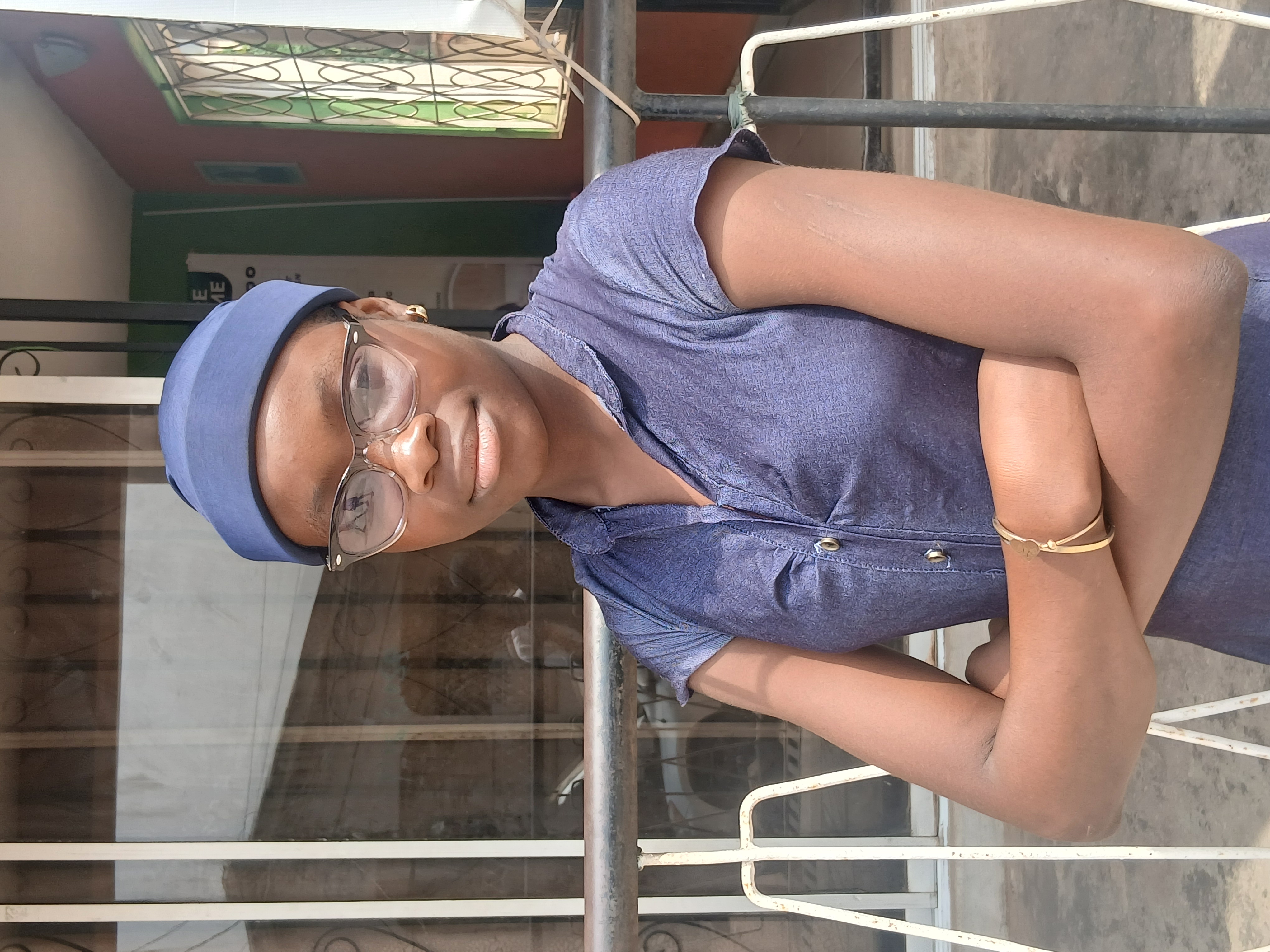 Satisfied NeoLife customer sharing health results